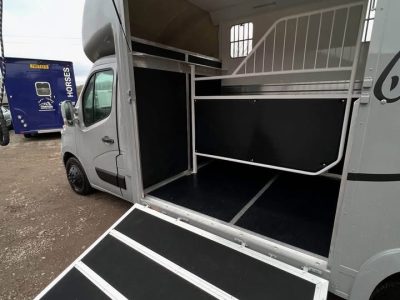 Phantom coach built 3.5t horsebox for sale