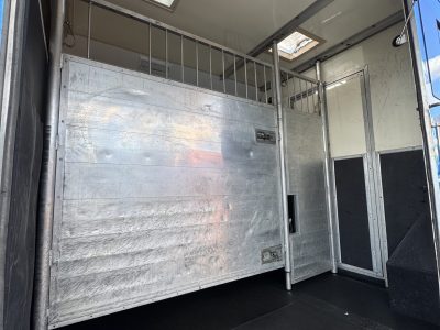 Alexanders Newmarket 3.5t – Stallion Stall