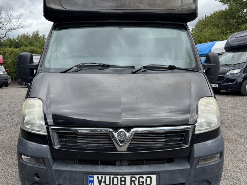 Emslie equine coach built 3.5T
