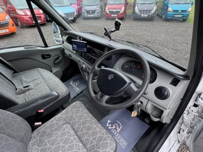 Equimark Coach Built weekender 3.5T