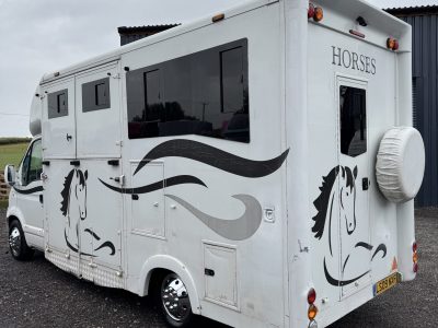 Equimark Coach Built weekender 3.5T