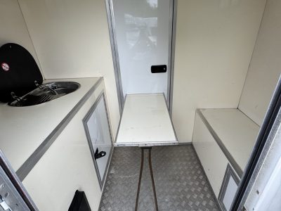 Equimark Coach Built weekender 3.5T