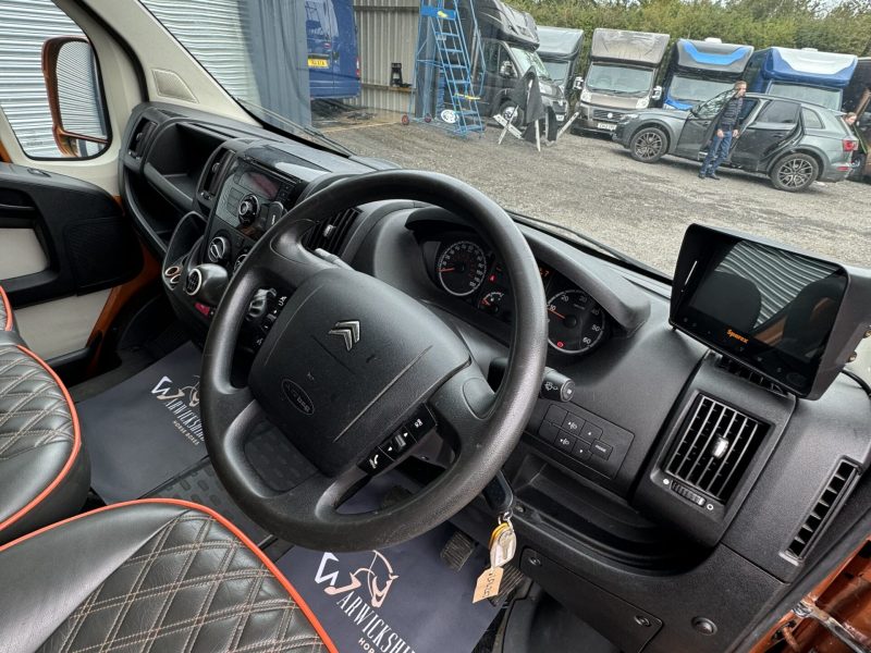 Wildtrack 4.5T Coach Built – Half Wall